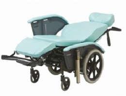 フルリクライニング車椅子 （いうら）